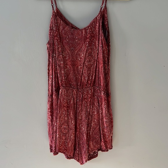 Romper - Picture 3 of 4